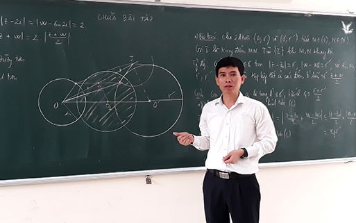 Tiến sỹ Lê Xuân Sơn: Nghề giáo đem đến những trải nghiệm thú vị