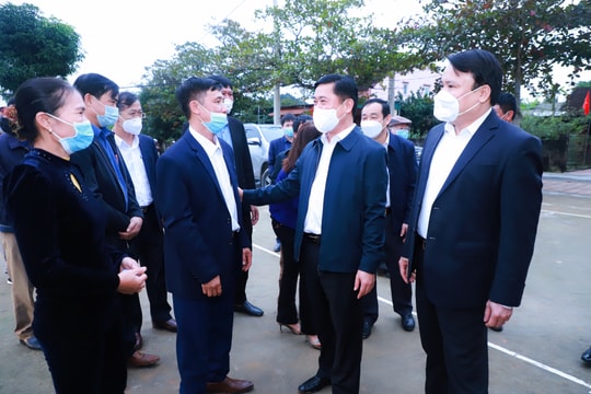 Bí thư Tỉnh ủy Thái Thanh Quý dự Ngày hội Đại đoàn kết toàn dân tộc tại xã Tân Sơn, huyện Đô Lương