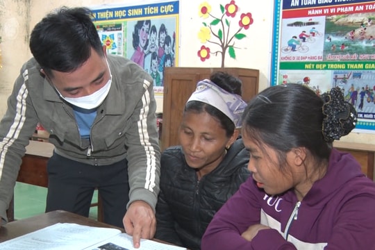 Tấm lòng người thầy gieo chữ trên bản vùng cao