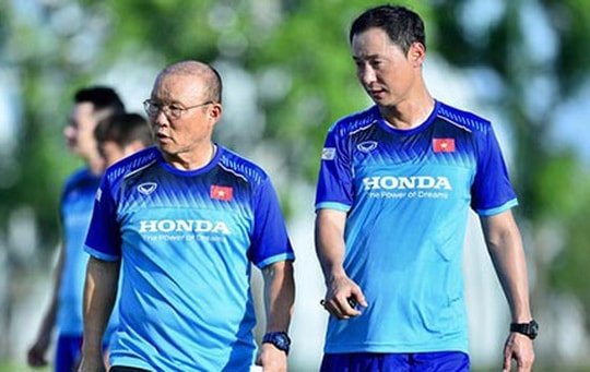 HLV Park mất cùng lúc 2 trợ lý người Hàn Quốc; Ronaldo lần đầu lên tiếng khi Solskjaer bị sa thải