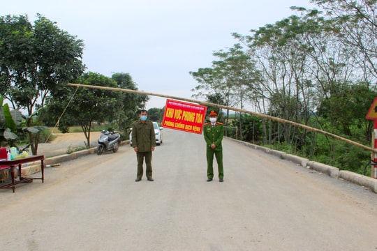 Phó Chủ tịch UBND tỉnh Nghệ An yêu cầu huyện Tân Kỳ kiểm soát chặt vùng phong tỏa