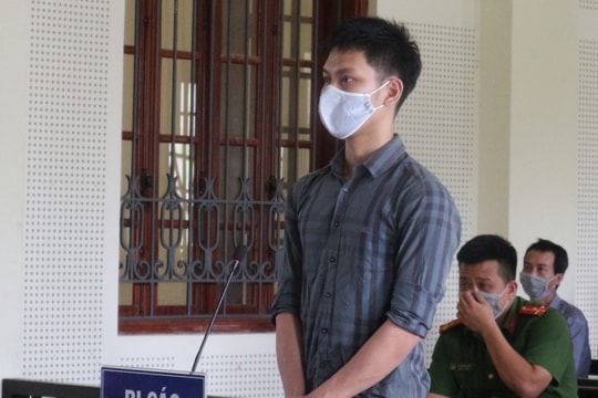 16 năm tù cho kẻ tưới xăng đốt con nợ