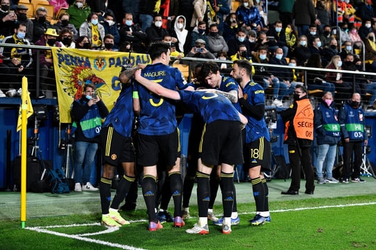 Man United: 'Đừng thấy đỏ mà tưởng chín'