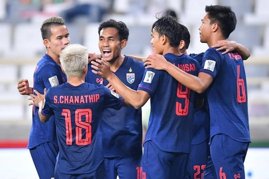 Lào sẵn sàng thách thức tuyển Việt Nam; Thái Lan công bố đội hình cực mạnh dự AFF Cup 