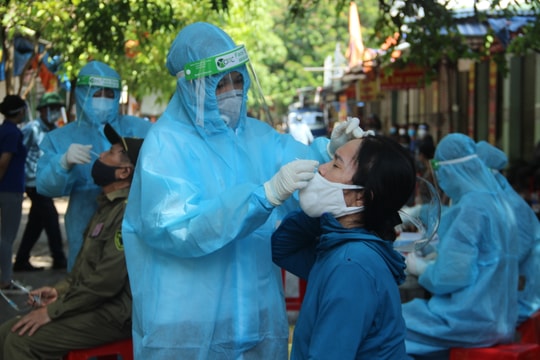 TP. Vinh: Phong tỏa 5 hộ dân, 1 chung cư mini liên quan đến ca nhiễm Covid-19 mới