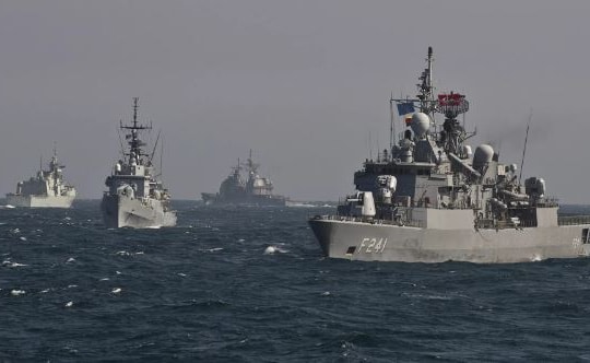 Ngoại trưởng Sergei Lavrov nói về việc NATO triển khai thiết bị quân sự gần biên giới Nga