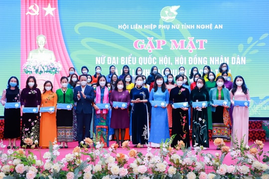 Nghệ An: Tọa đàm 'Tư duy và hành động của nữ đại biểu dân cử, nữ lãnh đạo, quản lý'