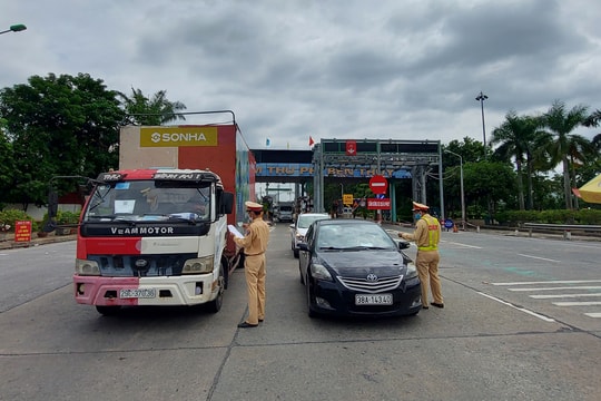 Nghệ An: Xử phạt hơn 7.100 trường hợp cố ý vi phạm quy định phòng, chống dịch Covid-19