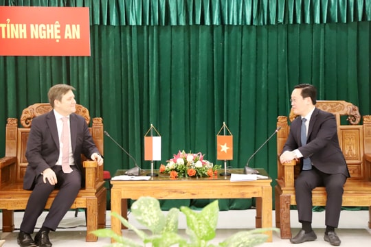 Chủ tịch UBND tỉnh Nguyễn Đức Trung tiếp thân mật Đại sứ nước Cộng hòa Ba Lan tại Việt Nam