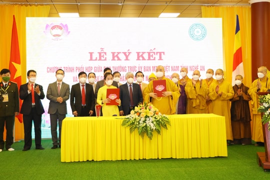 Ký kết phối hợp giữa Ủy ban Mặt trận Tổ quốc tỉnh Nghệ An với Ban Trị sự Giáo hội Phật giáo tỉnh