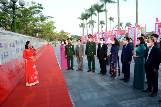 Triển lãm tranh cổ động và chuyên đề ảnh nhân kỷ niệm 60 năm Ngày Bác Hồ về thăm quê lần thứ 2