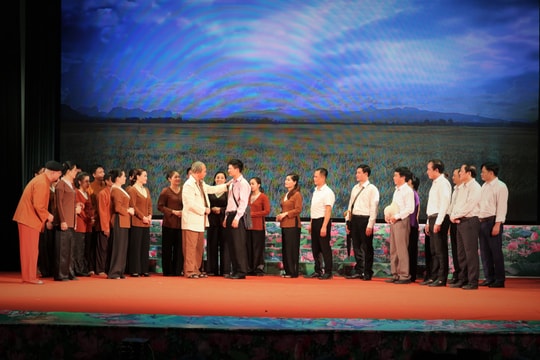  Chương trình nghệ thuật ‘Quê hương trong trái tim Người’