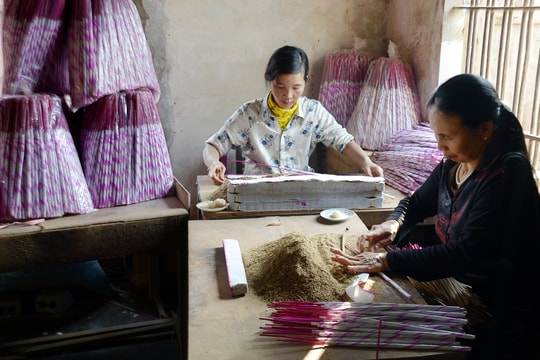 Làng nghề ở Quỳnh Lưu hối hả vào vụ Tết