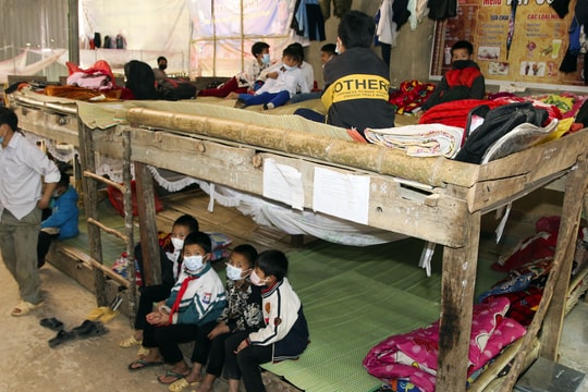 Cận cảnh khu nhà ở bán trú của học sinh một xã vùng biên ở Nghệ An