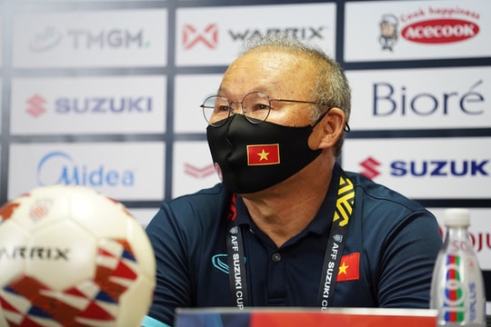 HLV Park: 'Các đội đá với Việt Nam đều chơi phòng ngự'