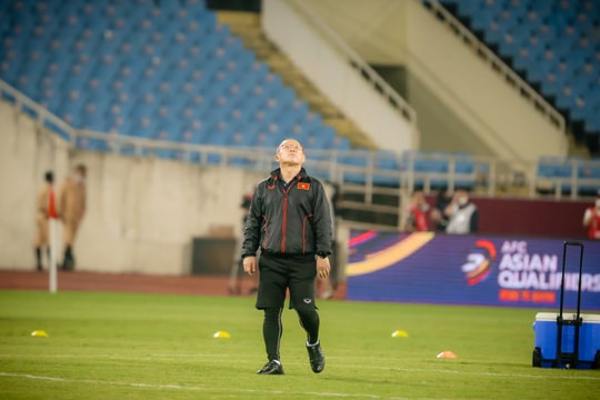 Tuyển Việt Nam đụng Thái Lan bán kết AFF Cup: Thầy Park toan tính không thành