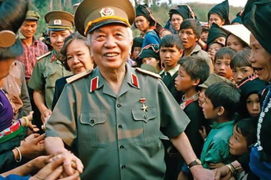 Kỷ niệm 77 năm Ngày thành lập Quân đội nhân dân Việt Nam (22/12/1944 - 22/12/2021):