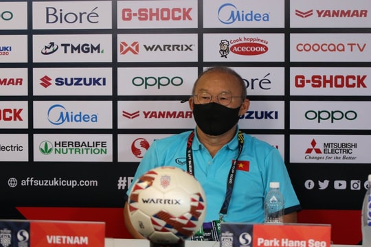 HLV Park Hang-seo: 'Nếu có cơ hội trọng tài nên xem lại trận đấu này'