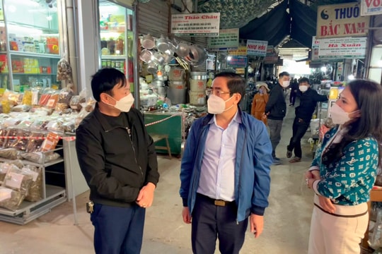 Tăng cường phòng chống dịch tại trung tâm thương mại, siêu thị, chợ, nhà hàng 