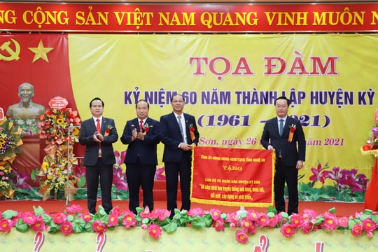 Huyện Kỳ Sơn tổ chức Tọa đàm kỷ niệm 60 năm thành lập