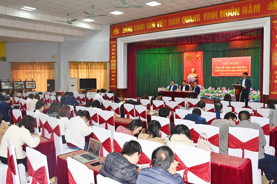 Đẩy mạnh chuyển đổi số, nâng cao chất lượng nội dung các ấn phẩm báo chí