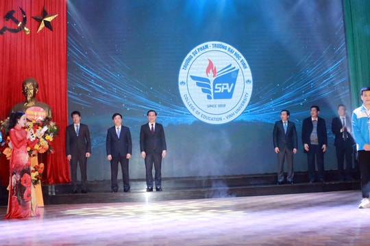 Ra mắt bộ nhận diện Trường Sư phạm - Trường Đại học Vinh