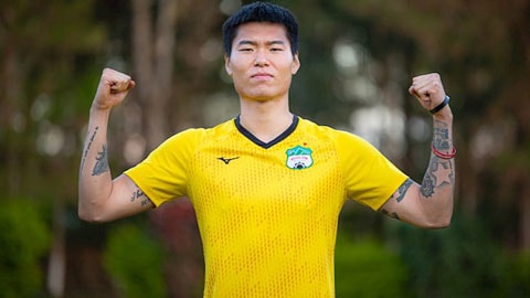 Kim Dong Su: ‘HAGL mạnh hơn năm ngoái’; Fan Juventus điên tiết vì Mourinho không bị phạt 