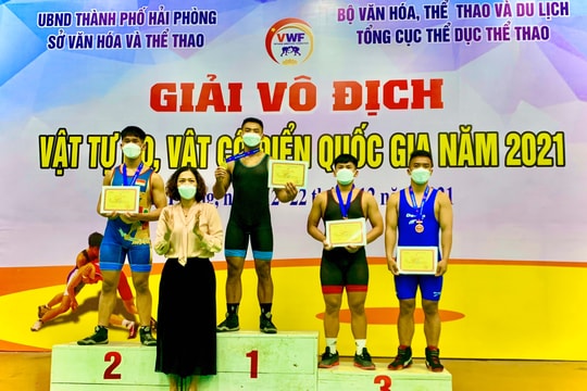 Hành trình đến Huy chương Vàng của đô vật trẻ Nghệ An