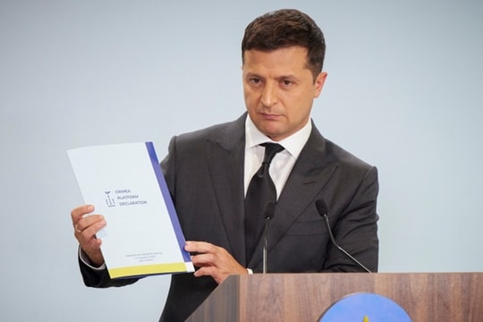 Tổng thống Ukraine được khuyên nên chấp nhận việc mất Crimea