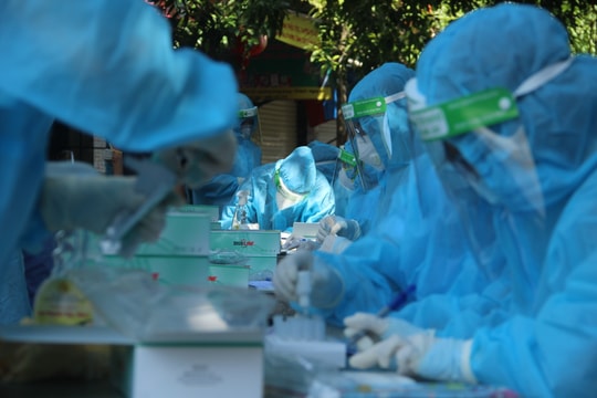 Tập trung khống chế ổ dịch mới ở thành phố Vinh