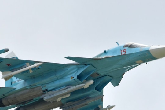 Mỹ ấn tượng trước tính năng 'đáng kinh ngạc' của máy bay Nga Su-34
