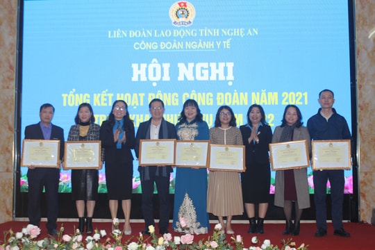 Ngành Y tế tiếp tục phát huy vai trò tuyến đầu trong phòng chống dịch