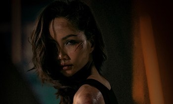 Ngỡ ngàng với tạo hình gai góc của đả nữ H’Hen Niê 