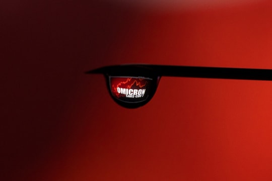 Chưa hết nỗi lo Omicron, giới khoa học lại đau đầu với biến thể mới BA.2