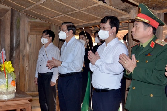 Trang trọng Lễ giỗ Bà Hoàng Thị Loan lần thứ 121