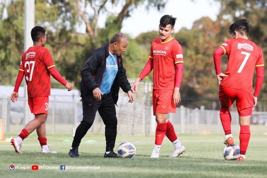 HLV Park thử nghiệm đội hình chuẩn bị đấu Australia; Chelsea bóp nghẹt Tottenham