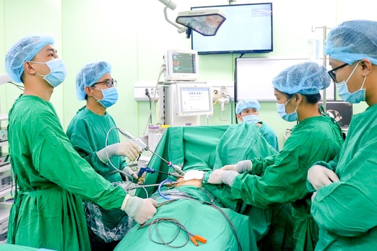 Bệnh viện Đa khoa Thành phố Vinh: Dấu ấn một năm xuất sắc vượt khó 