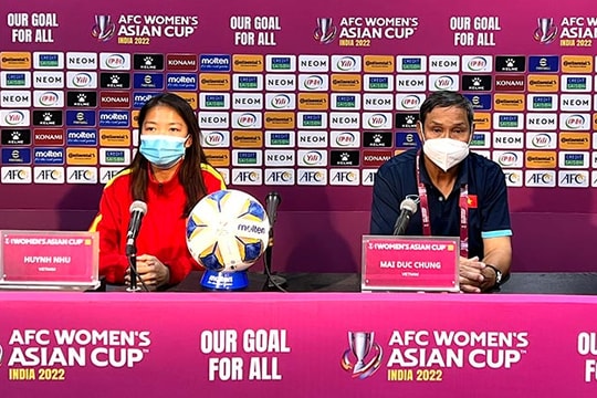 Nhóm ngôi sao ĐT Trung Quốc bỏ tập ở sân Hàng Đẫy; ĐT nữ Việt Nam quyết tâm giành vé đi World Cup