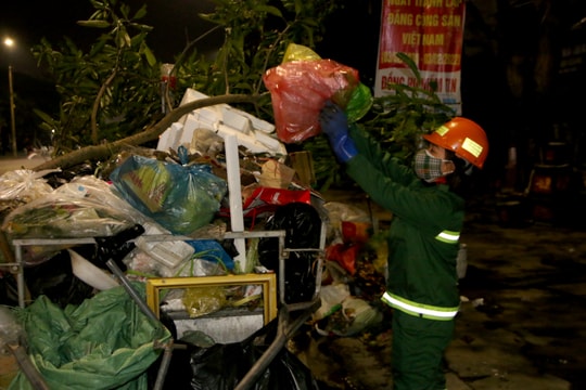 Những người 'quên' Tết ở thành Vinh