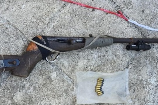 Truy bắt nghi phạm bắn chết vợ rồi bỏ trốn khỏi hiện trường