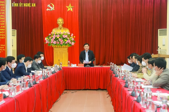 Thường trực Tỉnh ủy Nghệ An họp đánh giá tình hình trong Tết Nguyên đán Nhâm Dần