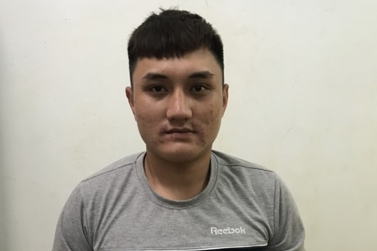 Khởi tố đối tượng cướp điện thoại trên tay cháu bé 10 tuổi