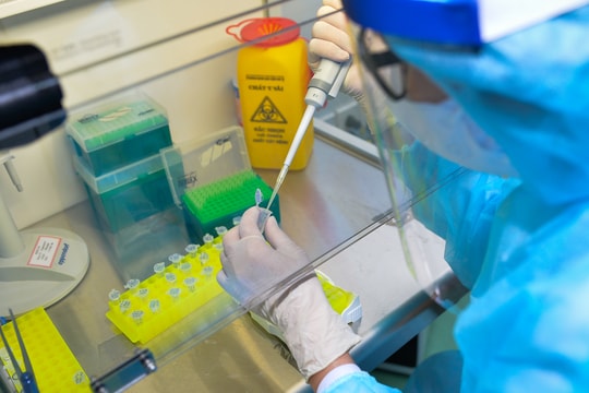 Chiều 12/2, Nghệ An ghi nhận 1.195 ca nhiễm Covid-19 mới, trong đó có 213 ca cộng đồng