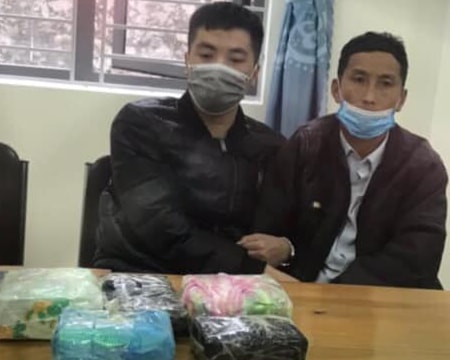 Khởi tố đối tượng mang dao nhọn, 'cõng' 2 bánh heroin, 6000 viên ma túy tổng hợp