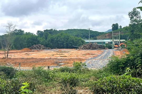 Dân tố chủ xưởng chè chuyển đổi trái phép hàng nghìn m2 đất nông nghiệp, chính quyền xã làm ngơ?