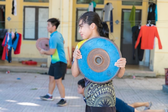 Nữ VĐV Hồ Thị Hào với niềm đam mê môn đấu vật