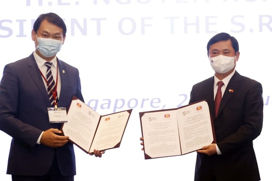 Nghệ An và Liên đoàn Sản xuất Singapore hợp tác về đầu tư và thương mại