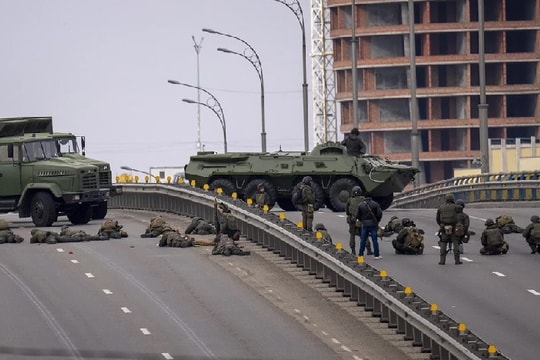 Các nước G7 quyết định cung cấp vũ khí cho Ukraine và gia tăng trừng phạt chống Nga