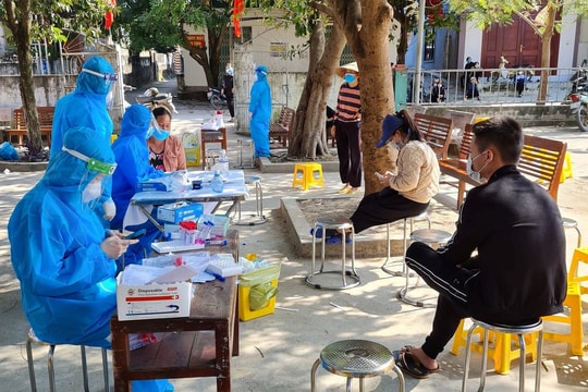 Nhiều trạm y tế ở Nghệ An cạn kiệt kit xét nghiệm Covid-19