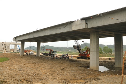 Nghệ An phấn đấu bàn giao mặt bằng sạch cao tốc Bắc - Nam cuối tháng 3